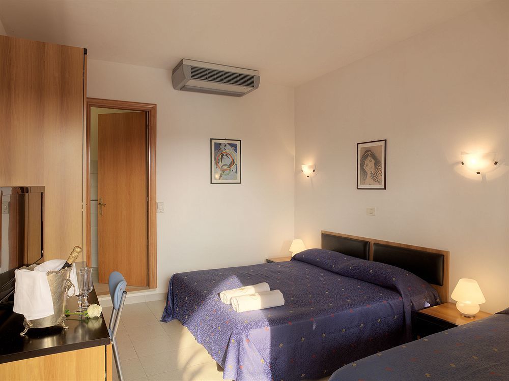 קאזלבורדינו Centro Vacanze Poker מראה חיצוני תמונה
