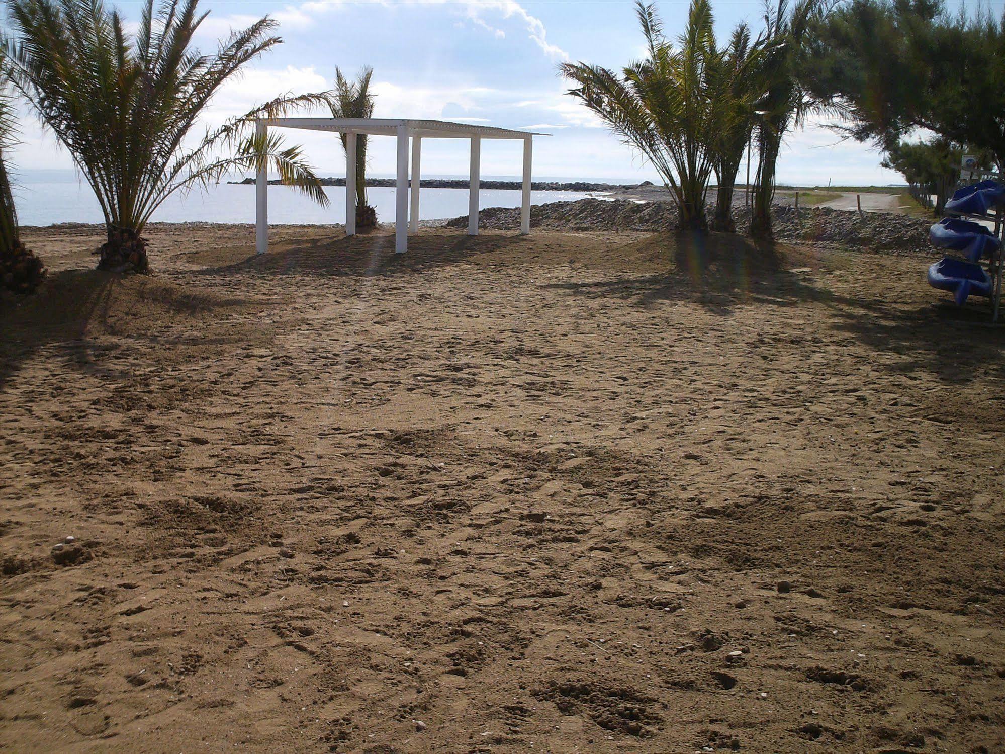 קאזלבורדינו Centro Vacanze Poker מראה חיצוני תמונה